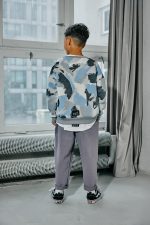 Bluza ABSTRACT bez kaptura MASHMNIE - obrazek 3